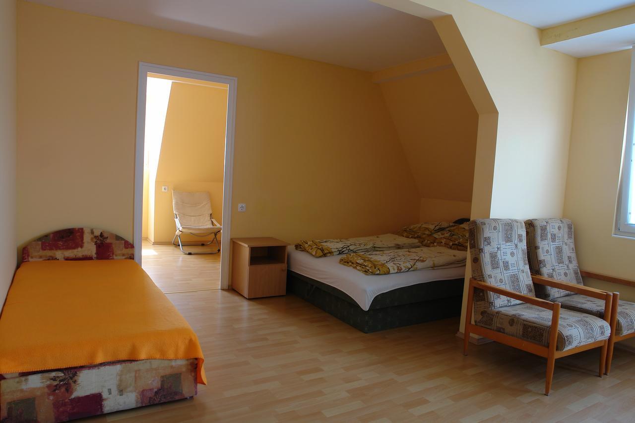 Valentína Apartmanház Apartamento Bogács Exterior foto