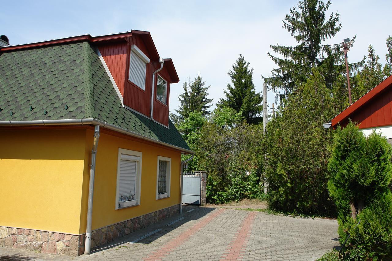 Valentína Apartmanház Apartamento Bogács Exterior foto